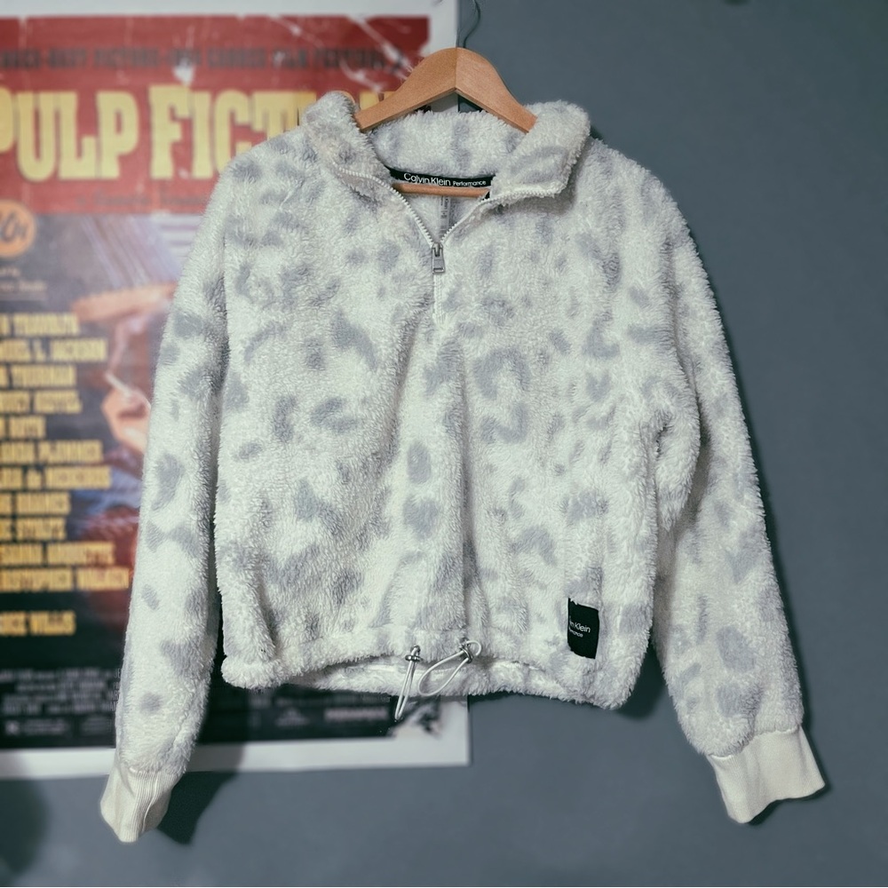 Calvin Klein White and Gray Leopard Pattern Fleece Quarter Zip Pullover